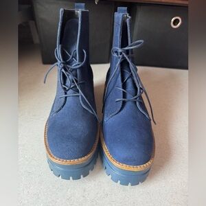 Formenti Navy suede lace up Combat Boots size 7 new in box ! Waterproof